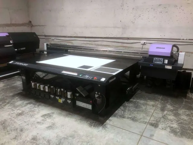Планшетный УФ-принтер Mimaki JFX200-2513 2015г.