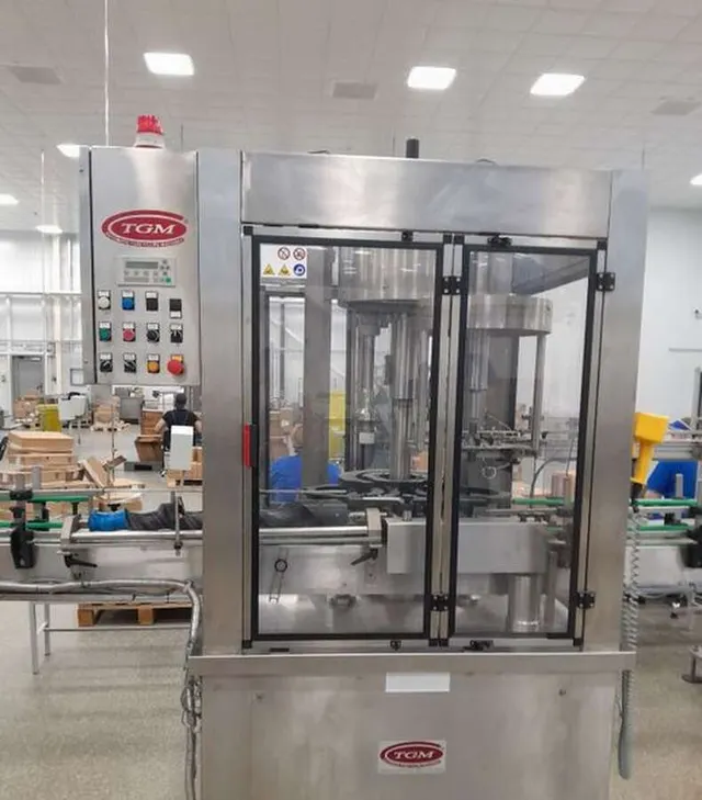 Линия разлива продукта, укупорки, этикетирования