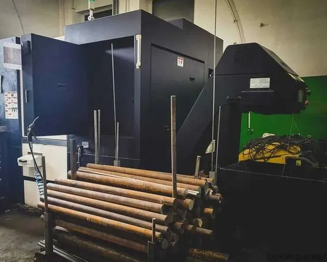 Обрабатывающий центр Hwacheon HI-TECH 230B