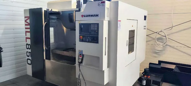 Обрабатывающий центр Cormak Mill 850 с ЧПУ