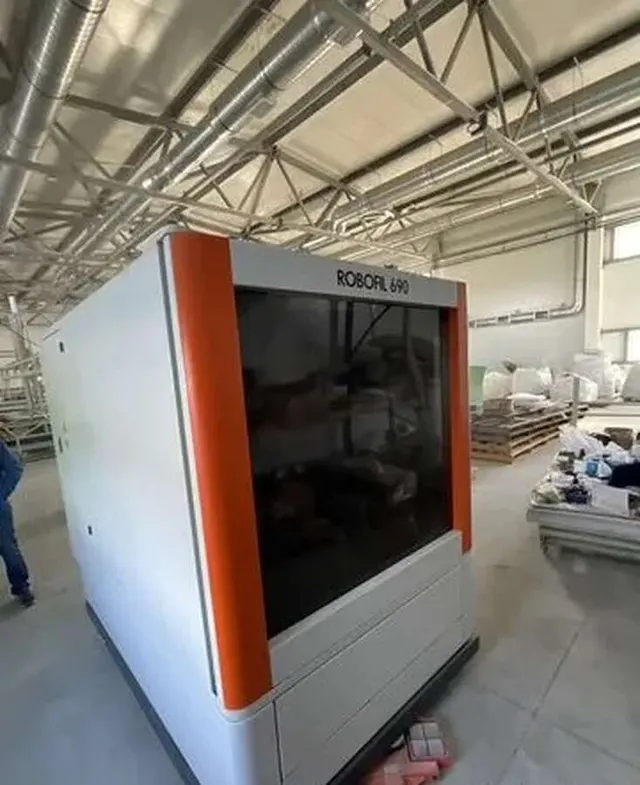 Прецизионный электроэрозионный станок Robofil 690