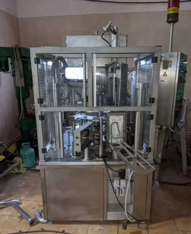 Автомат розлива в упаковку Pure-Pak Я1-ОРП