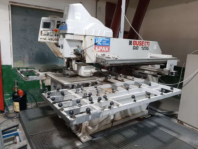 Сверлильный станок по стеклу Busetti GIO 1250 ЧПУ