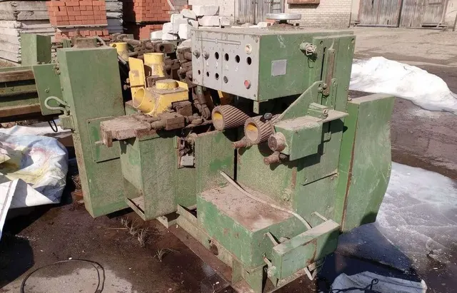 Станок четырехсторонний 5С-1
