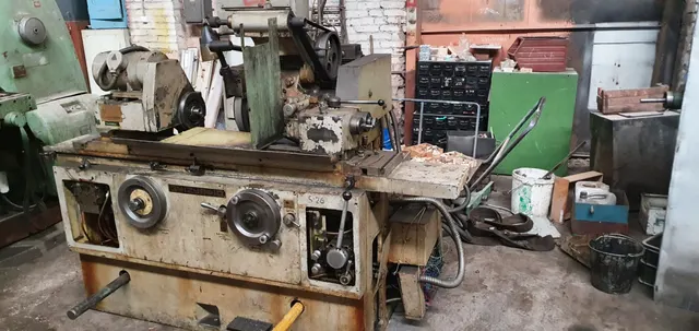 Круглошлифовальный станок 3У12А