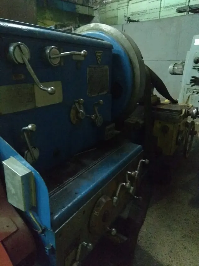 Лоботокарный станок